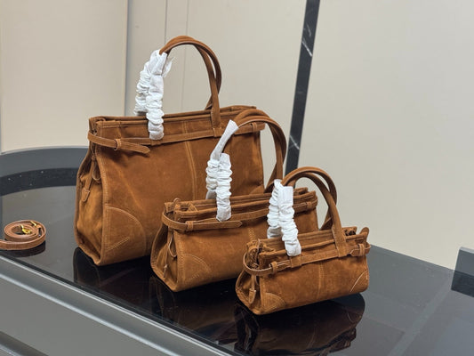 Prada Bonnie