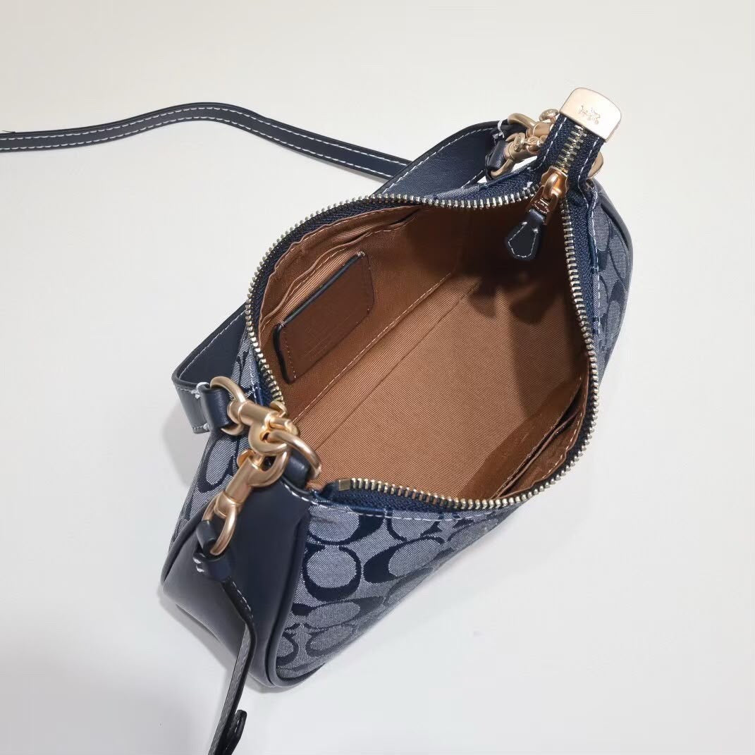 Coach