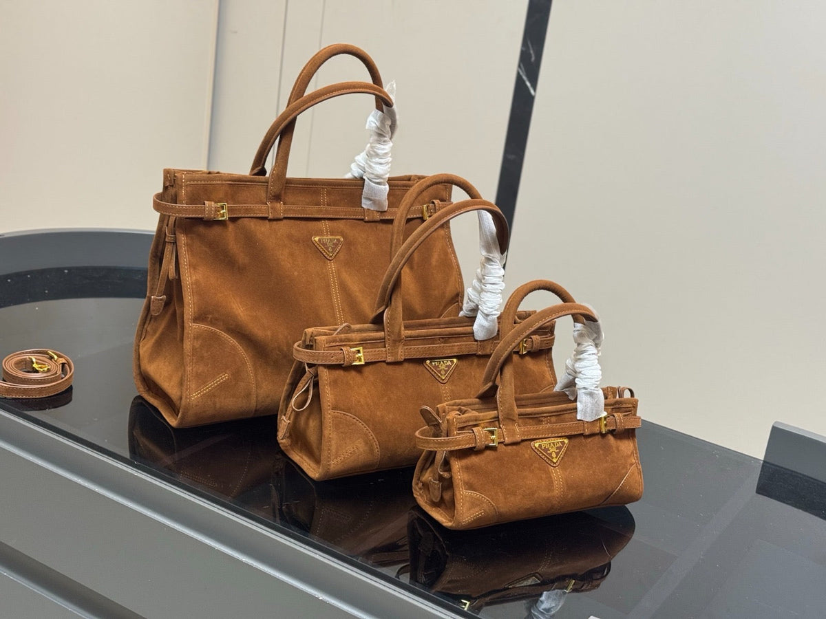 Prada Bonnie