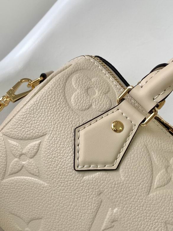 Louis Vuitton Speedy