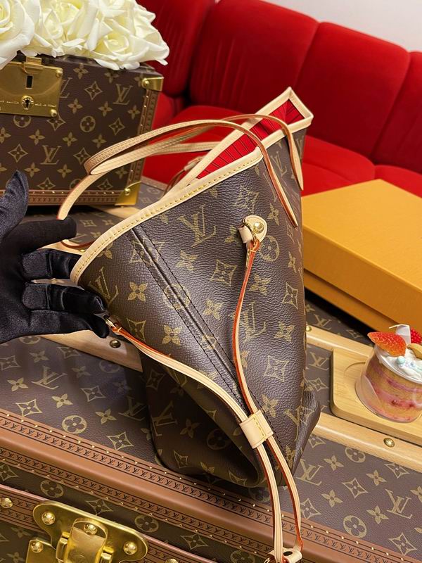 Louis Vuitton Neverfull